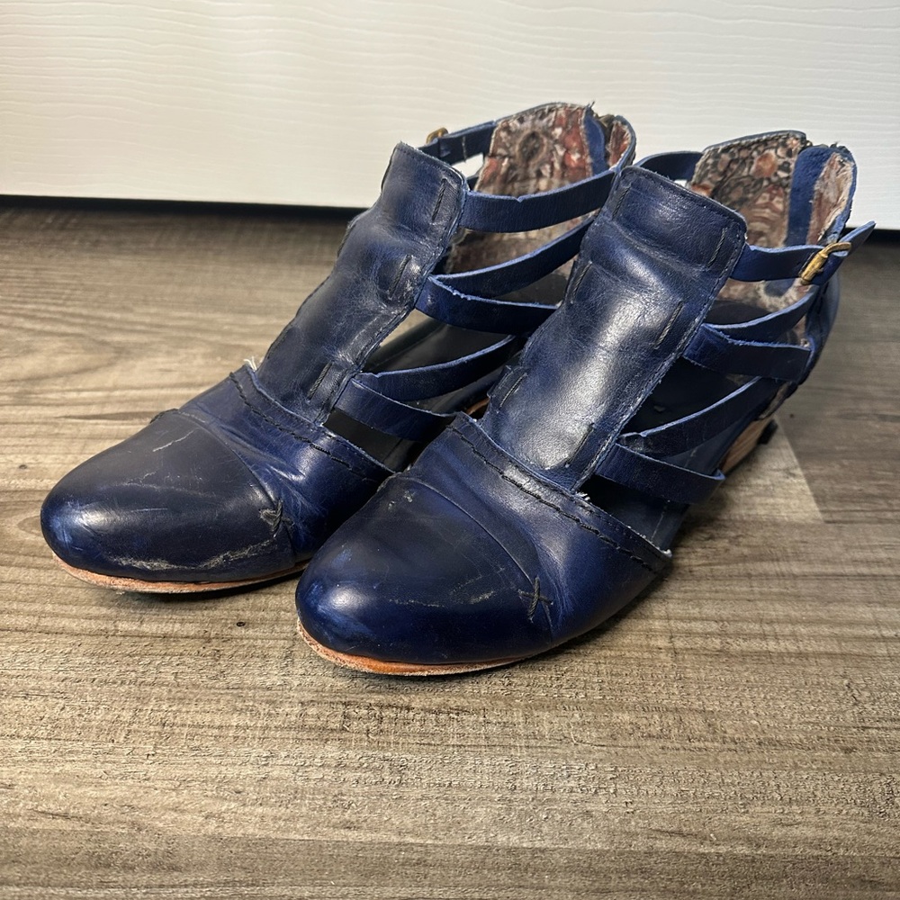 Lightly Worn Freebird Hope Bootie